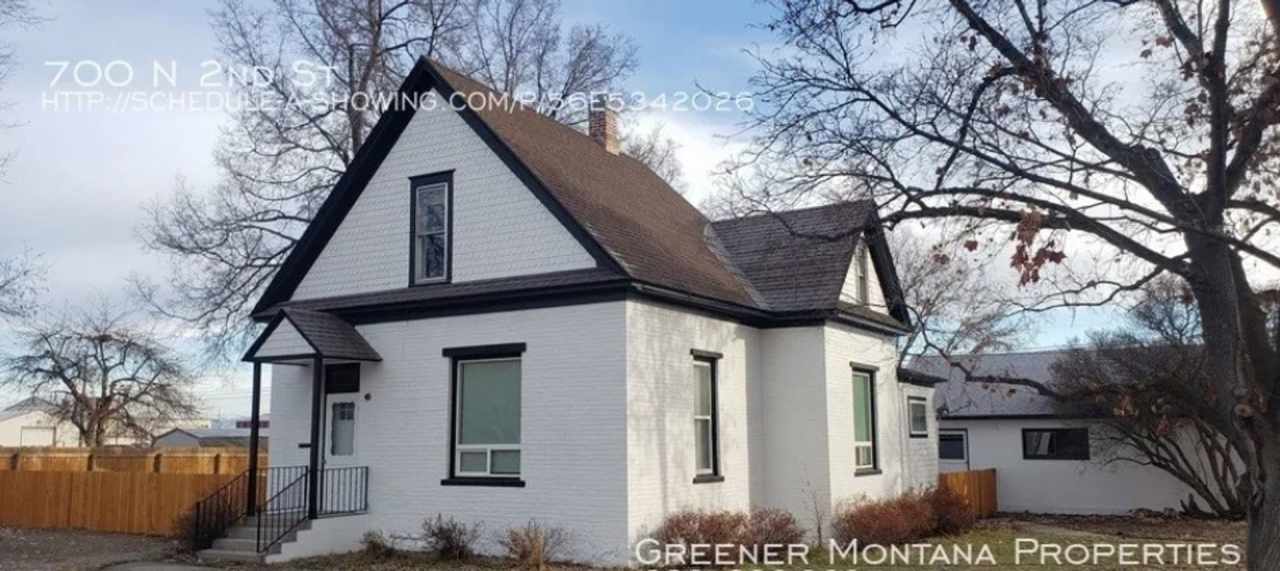 Charming 4 Bed, 1.5 Bath Home in the Heart of Hamilton