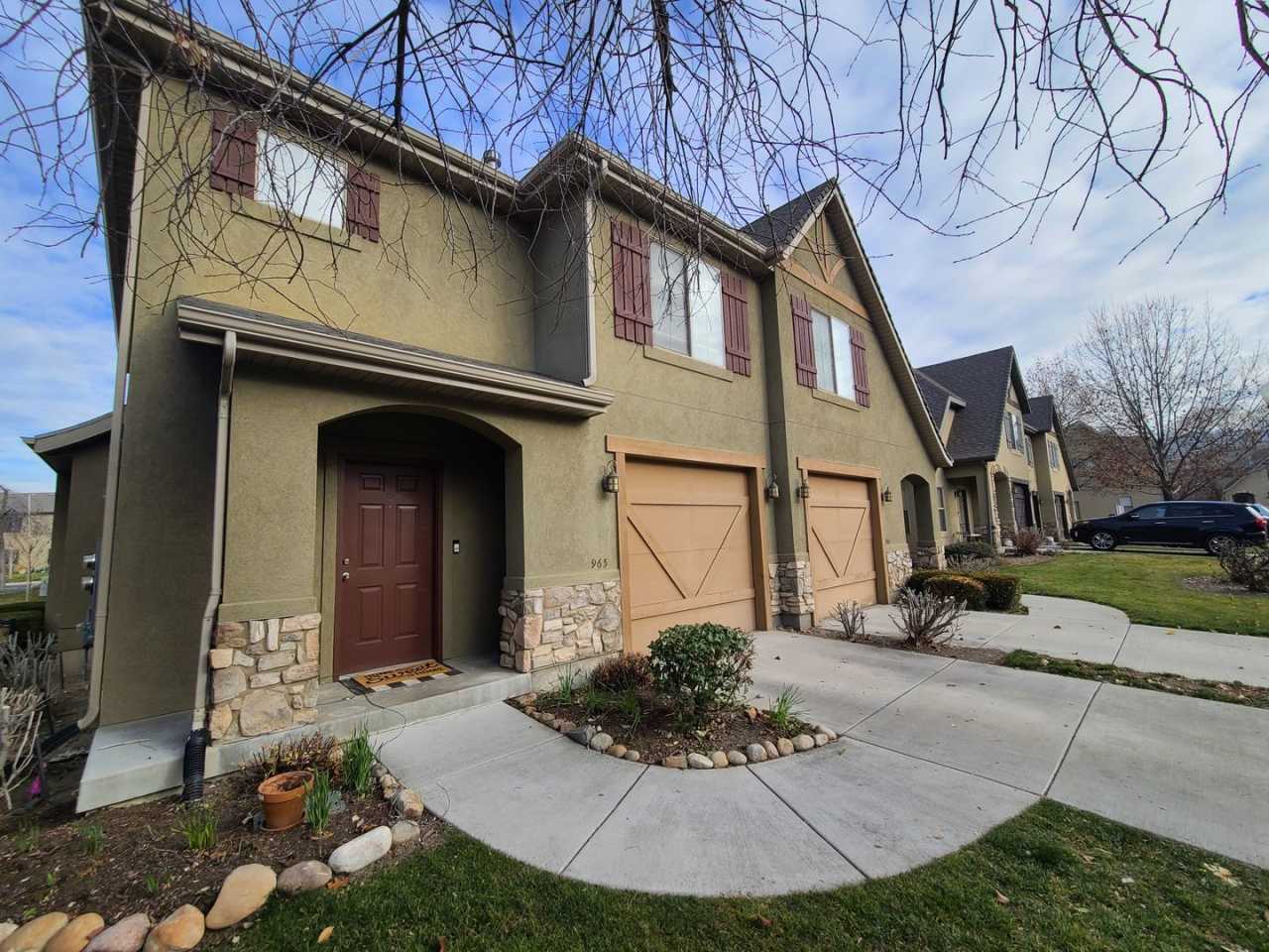 Three Bedroom Town Home near Union Park Available February 1st