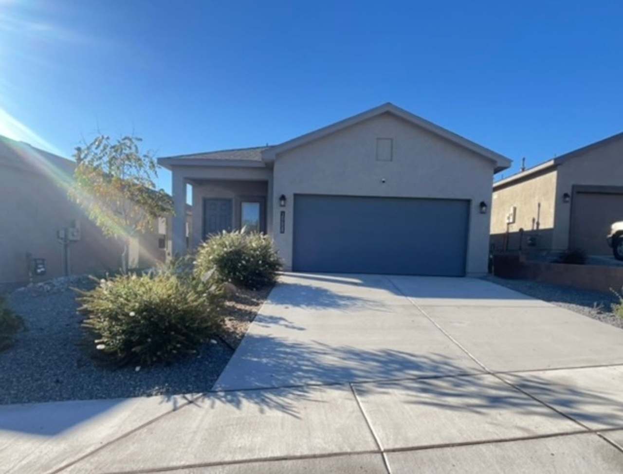 Beautiful New 3bedroom 2 bathroom Home Fully Equipped With Everything You Need In A Gated Community!