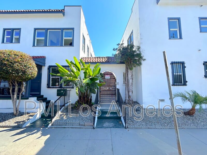 3004 South Normandie Avenue