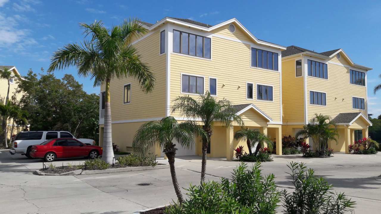 Annual turnkey furnished renovated on Longboat