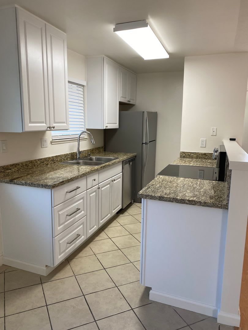 Available now 2 bed/1 bath, 2 car parking and seasonal community pool