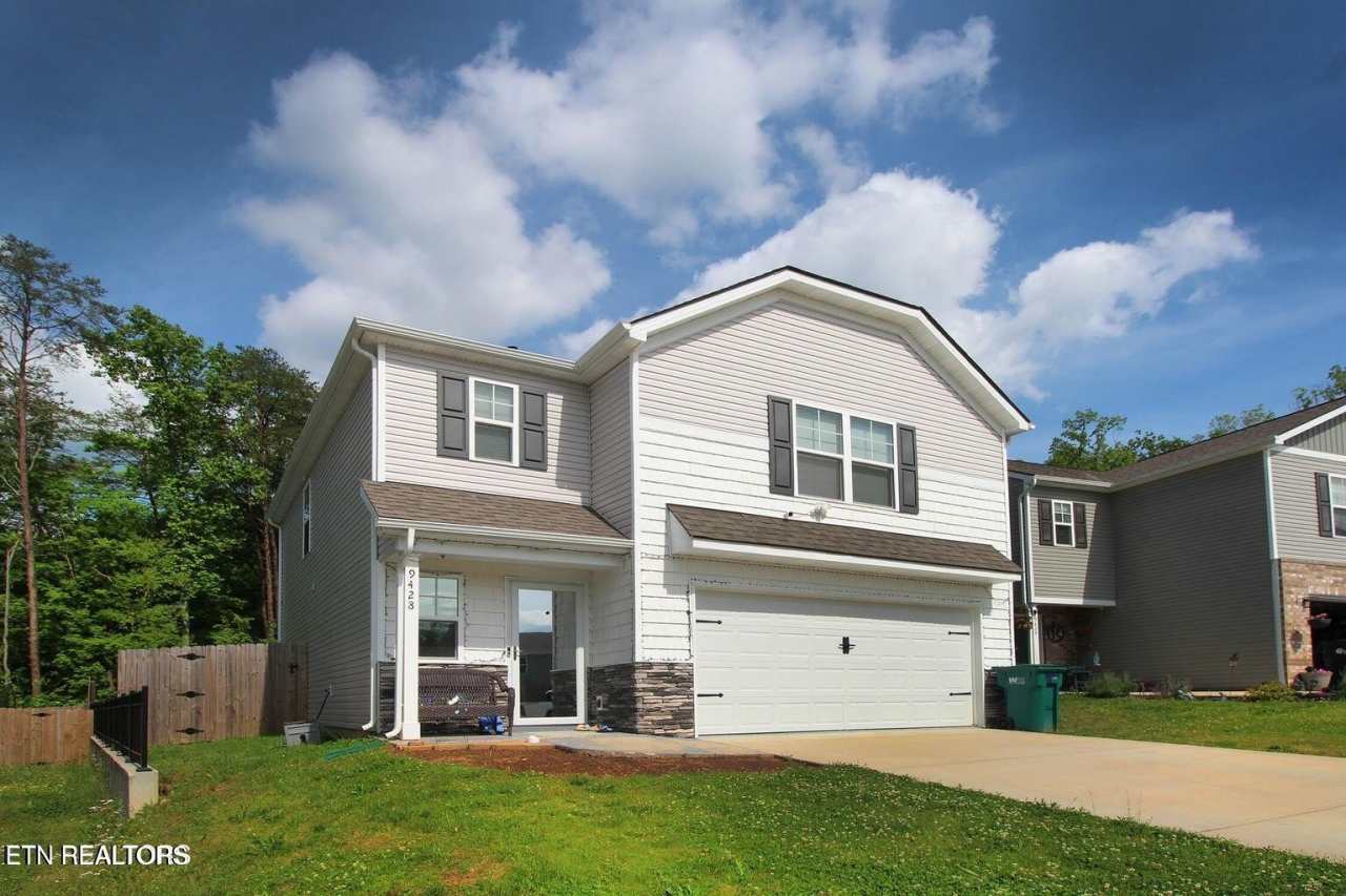 9428 Avian Forest Lane