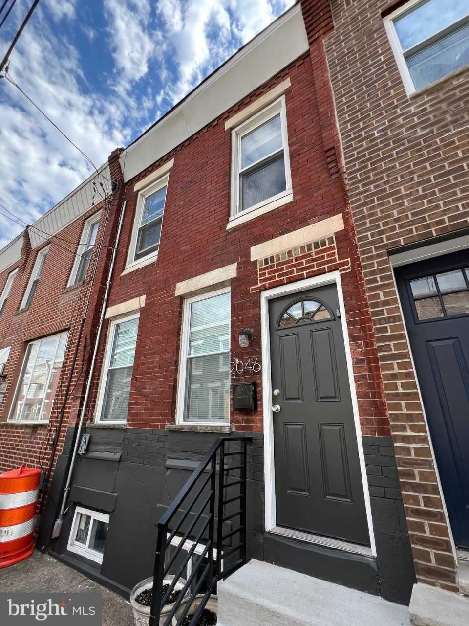 2046 FERNON STREET
