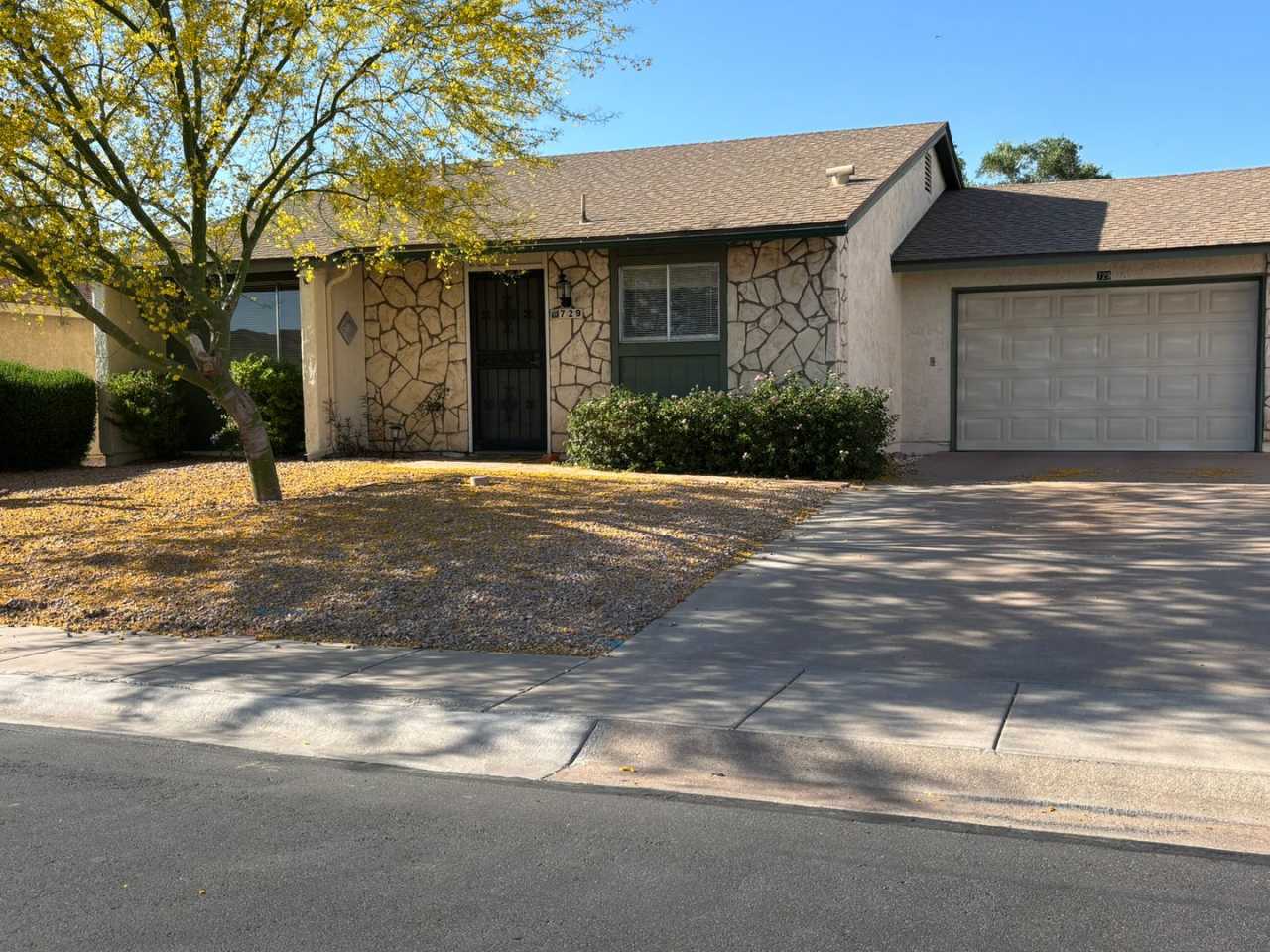 Fantastic Summer Getaway, Short Term Furnished In 45+ Active Adult Resort Community Available Starting Now through October 2025. Summer rate through September is $2300. October is $3000.