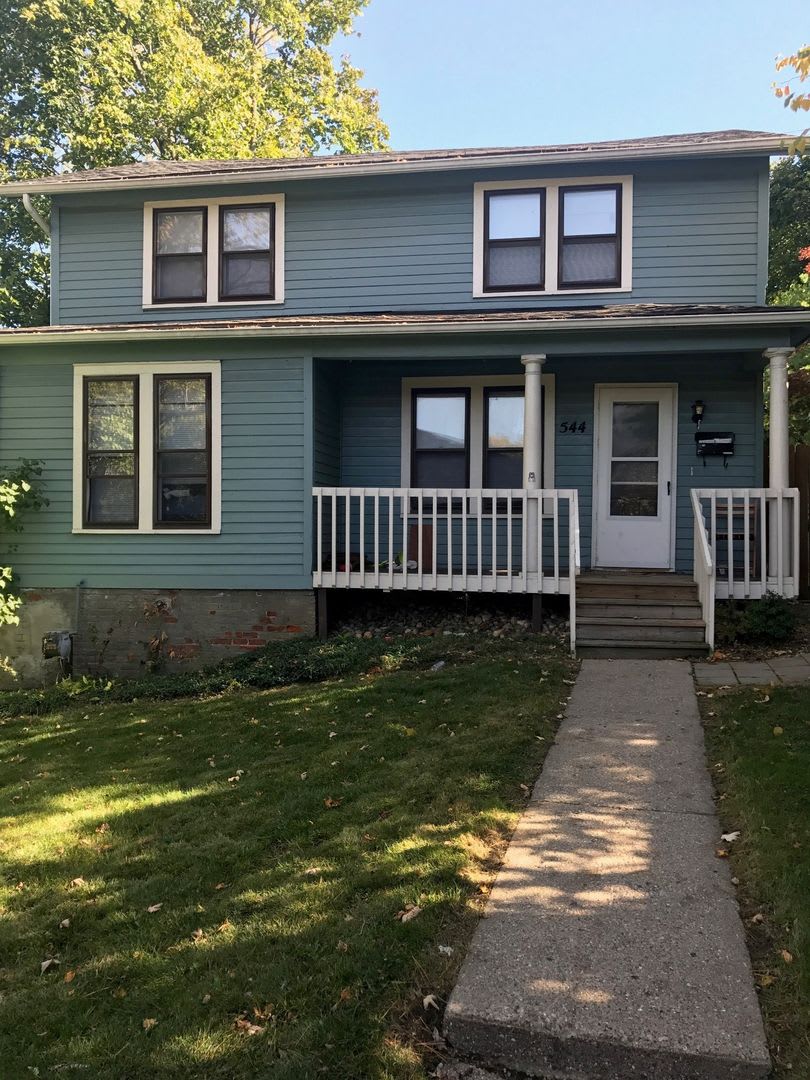 Room Rental with shared common spaces Available for Short term 544 N State