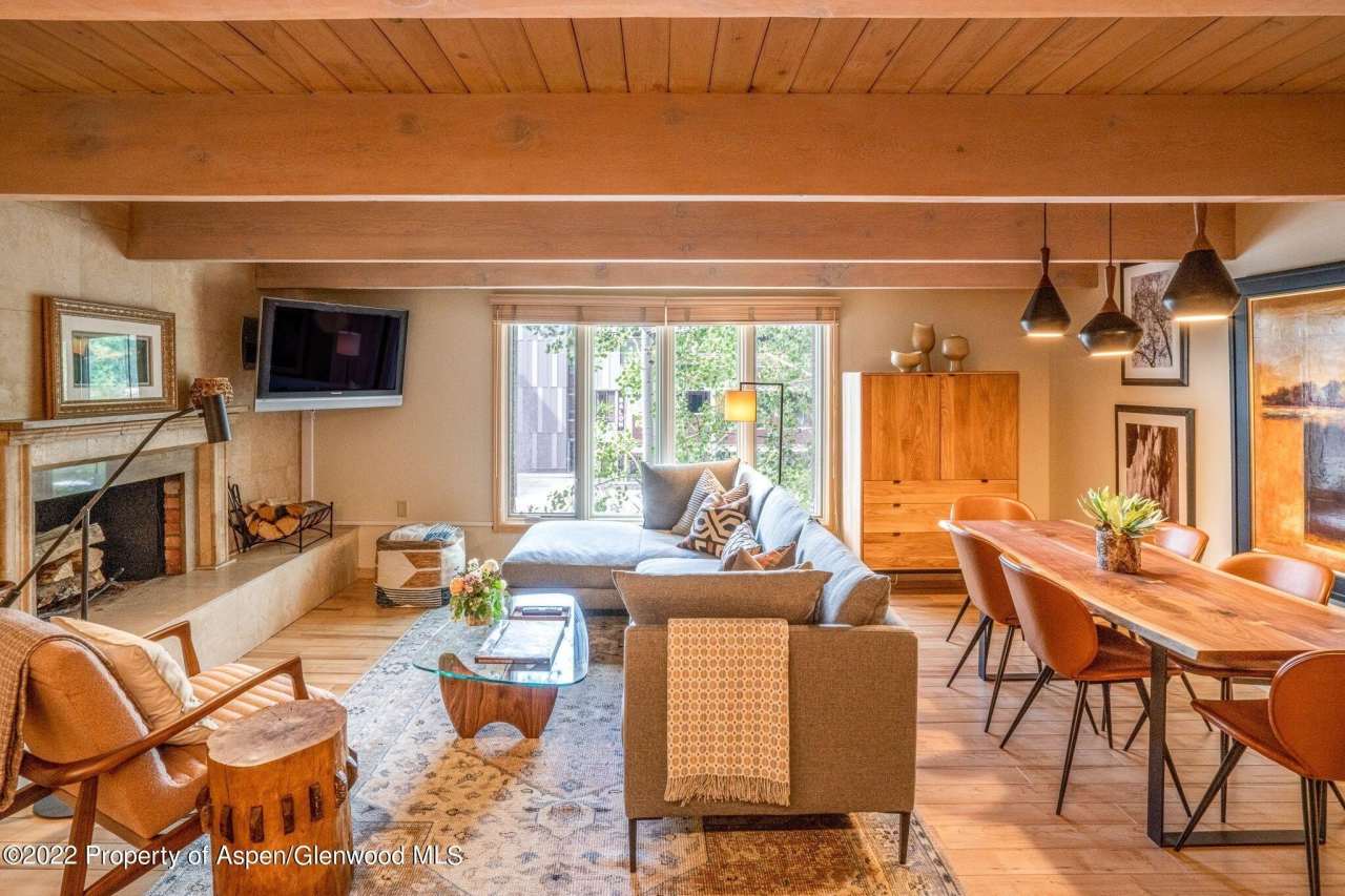 731 E Durant Avenue unit: 12