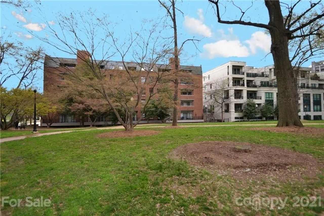 Room in 2 Bedroom Condo at N Poplar St