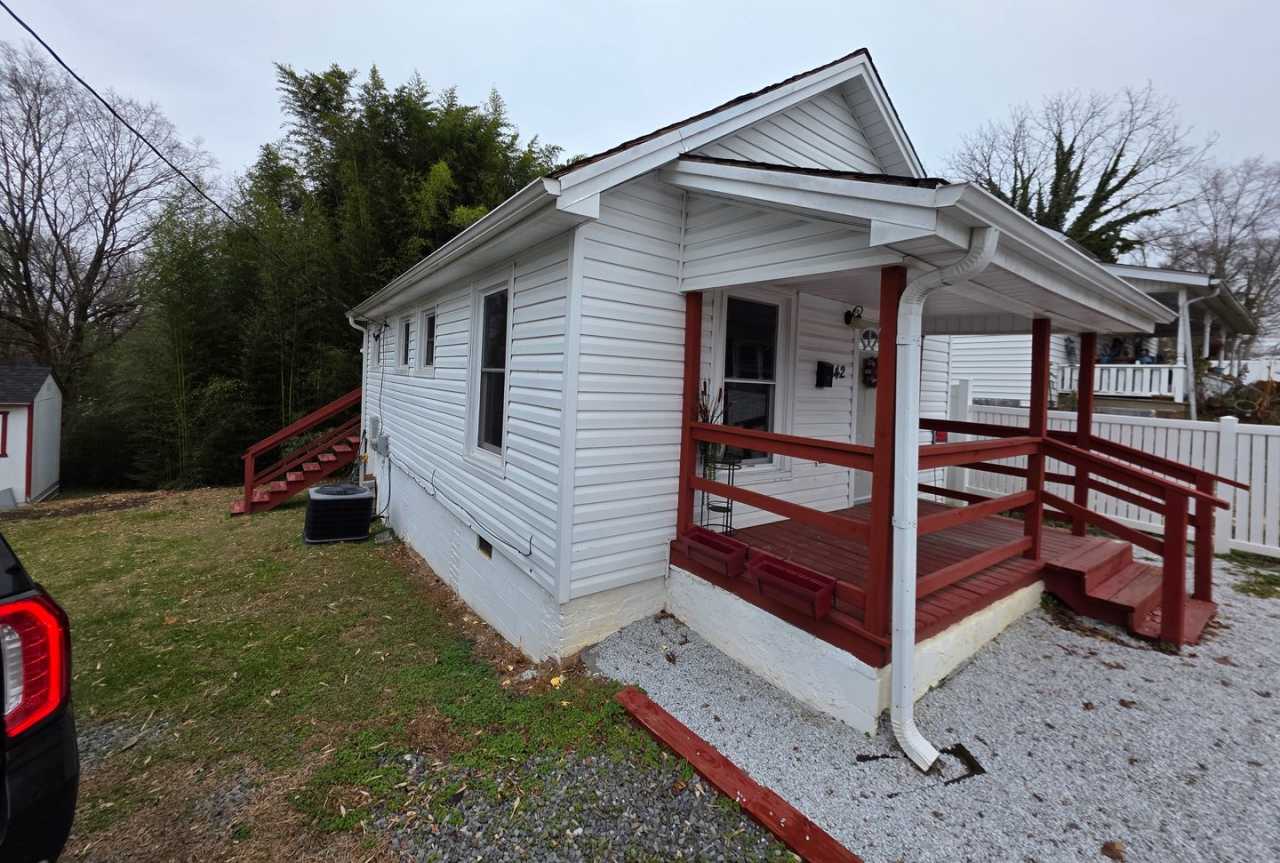 Charming 1 Bedroom Home Near Downtown Mount Airy