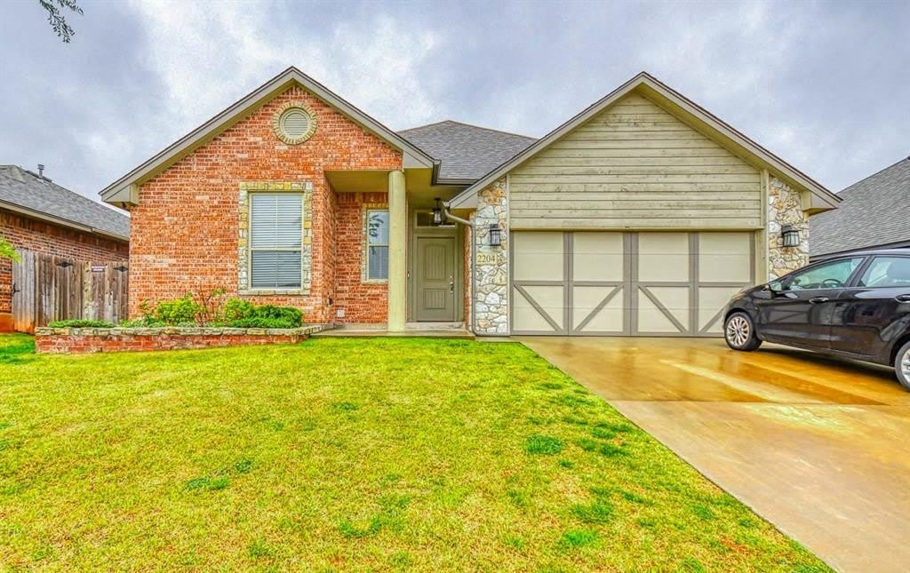 2204 Alameda Park Drive