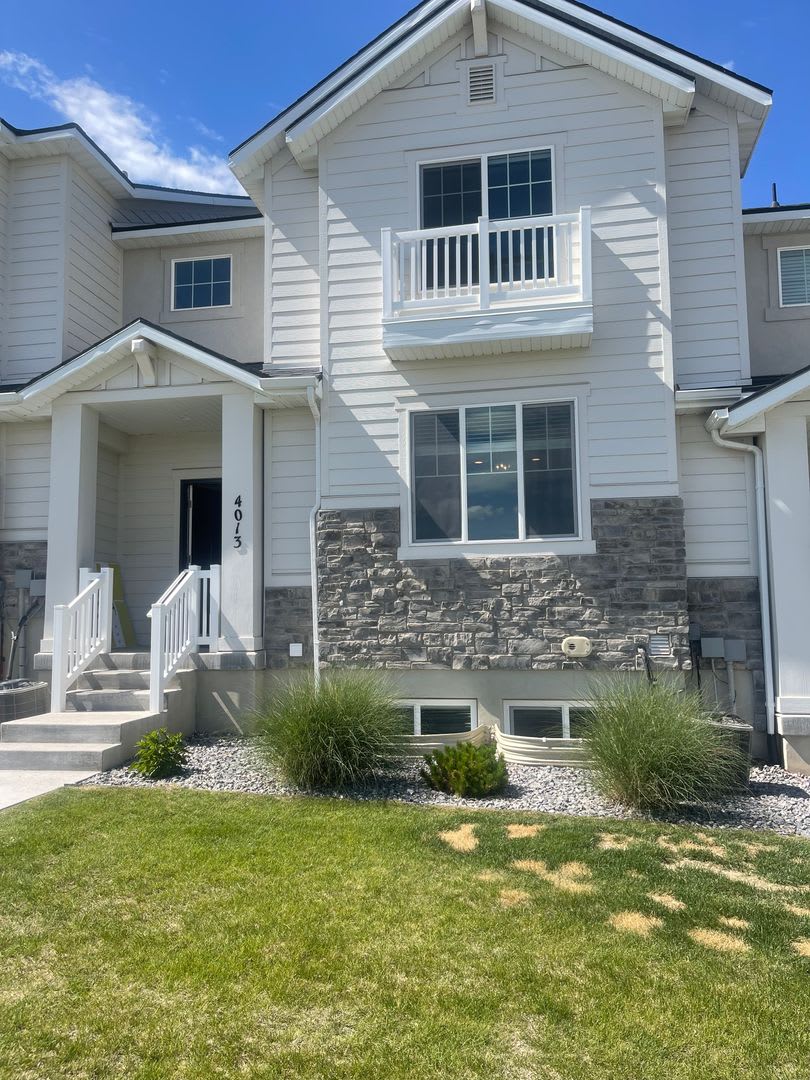 Amazing townhome for rent in Lehi!