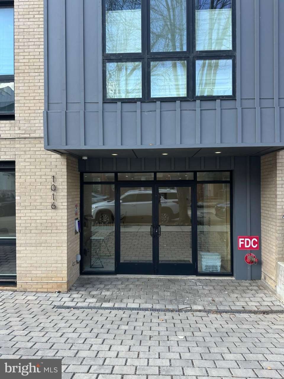 1016 17TH Place NE unit: 002