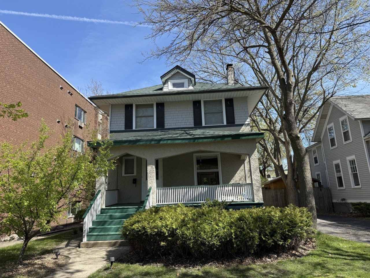 1128 Greenleaf Avenue