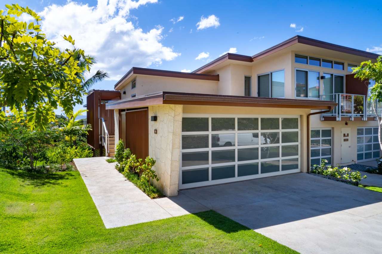 Modern Elegancy at Makali'i in Wailea – Finely Furnished 3 Bedrooms / 3 Bathrooms