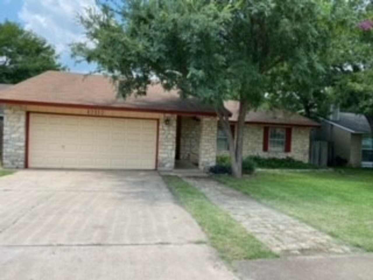 Remodeled Anderson Mill Gem - Must See!