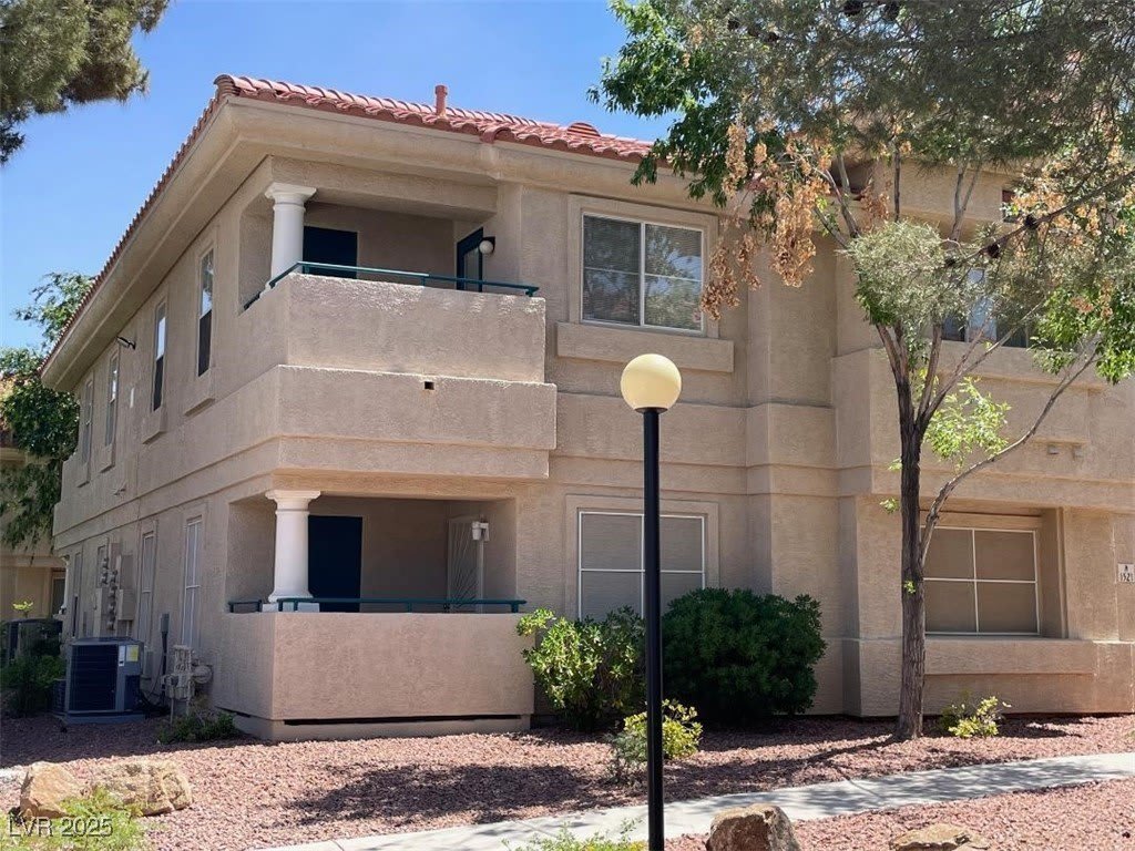 1529 Dallas Terrace