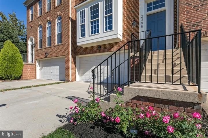 22051 CHELSY PAIGE Square