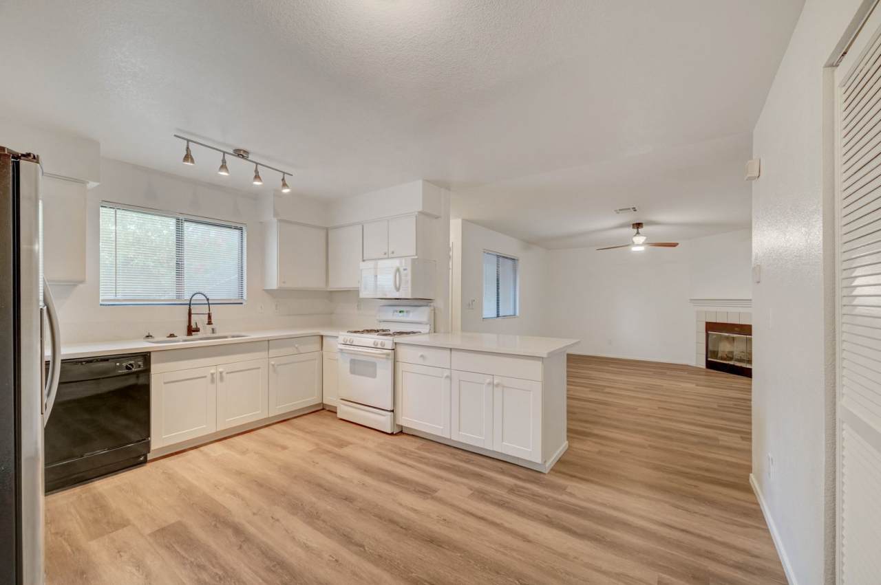 Beautifully remodeled ground-floor, 2 bed 2 bath condo
