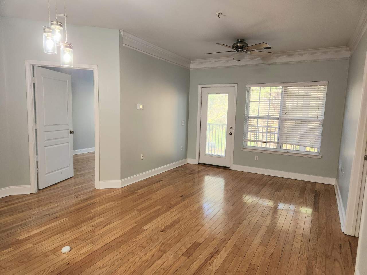 2021 Basildon Road unit: 2021