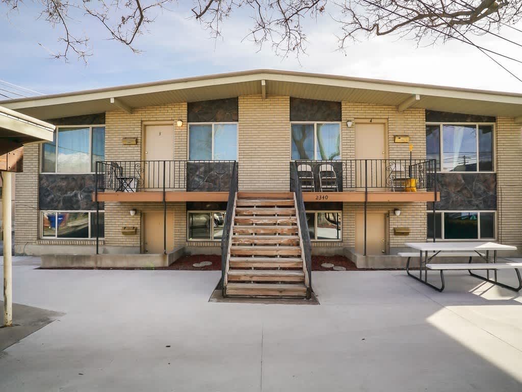 2340 Adams Avenue , 2