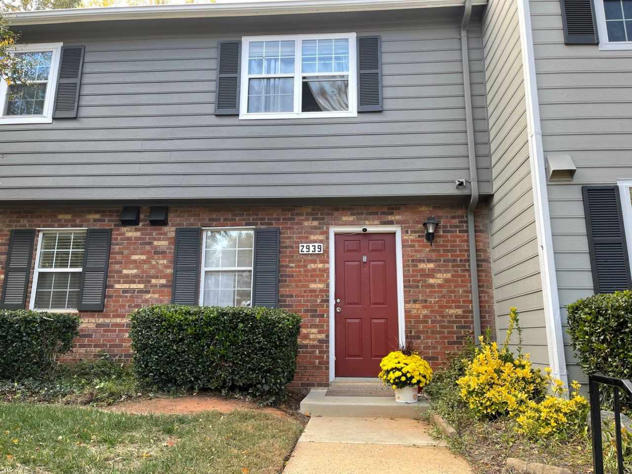 Two Bedroom Townhouse Near SouthPark!!