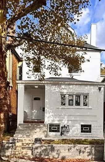 2413 Woodstock Avenue