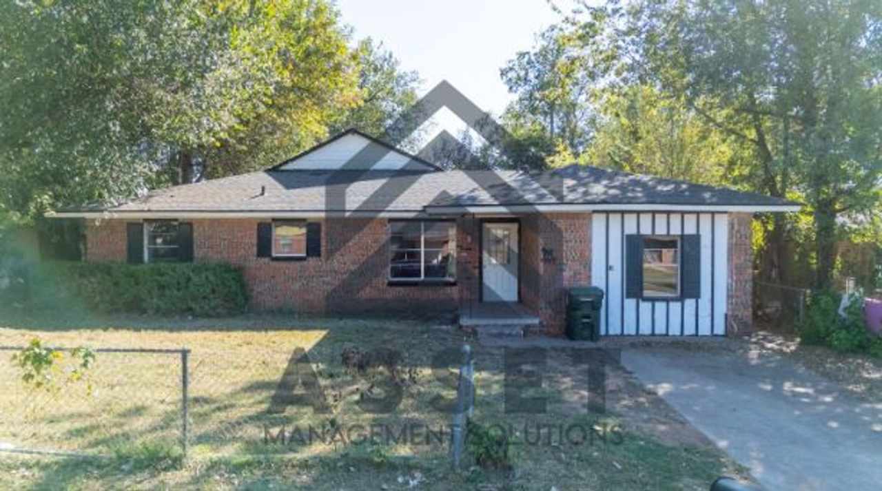 5 Bed Ready For Lease!