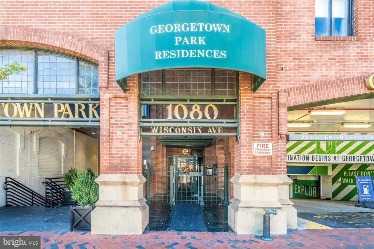 1080 WISCONSIN AVE NW #3001