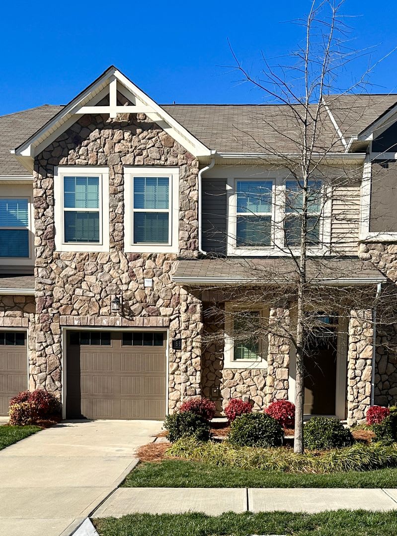 Spacious 3BR Townhouse in Berewick