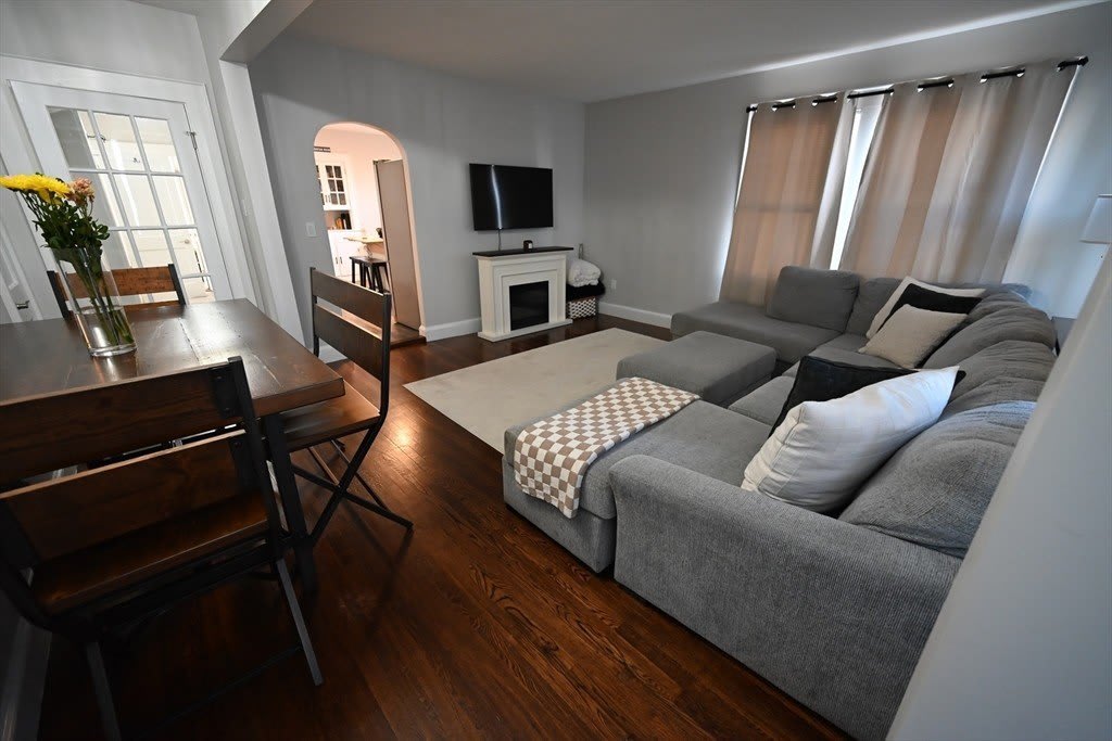 375 East Merrimack St