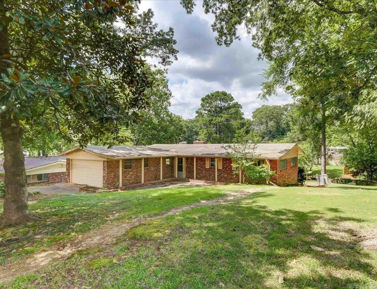 202 Little John Trail