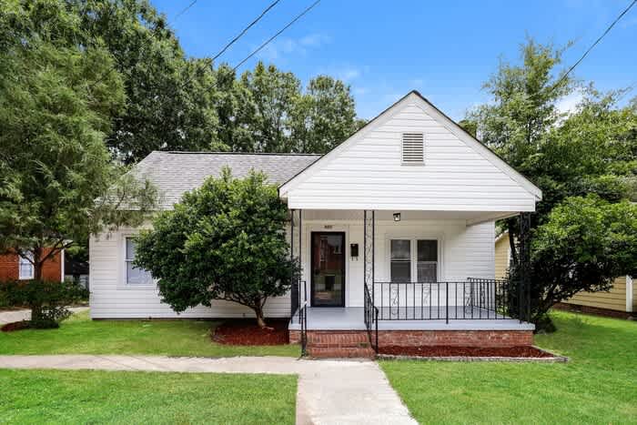 523 Engleside Street