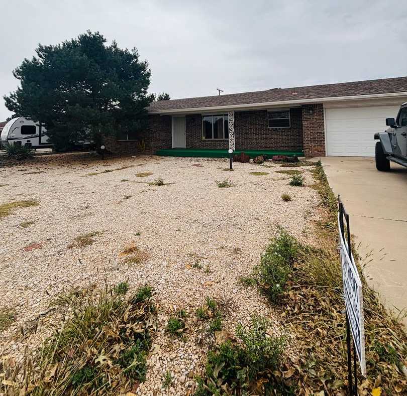 1317 Stratford Lane Clovis NM