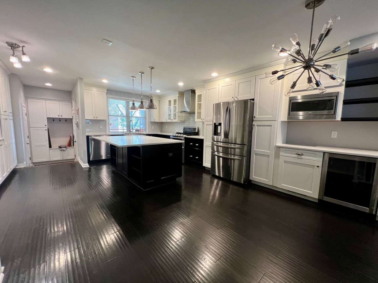 Luxurious 4-Bedroom Townhome in the Heart of Society Hill! Parking Available!