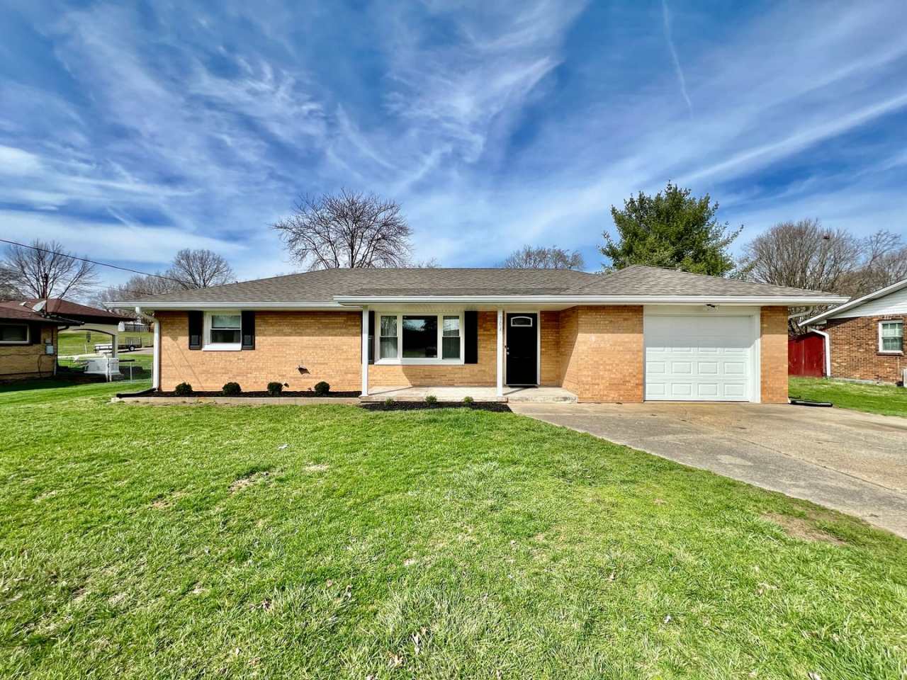 Newly remodeled, furnished home Trenton, Ohio