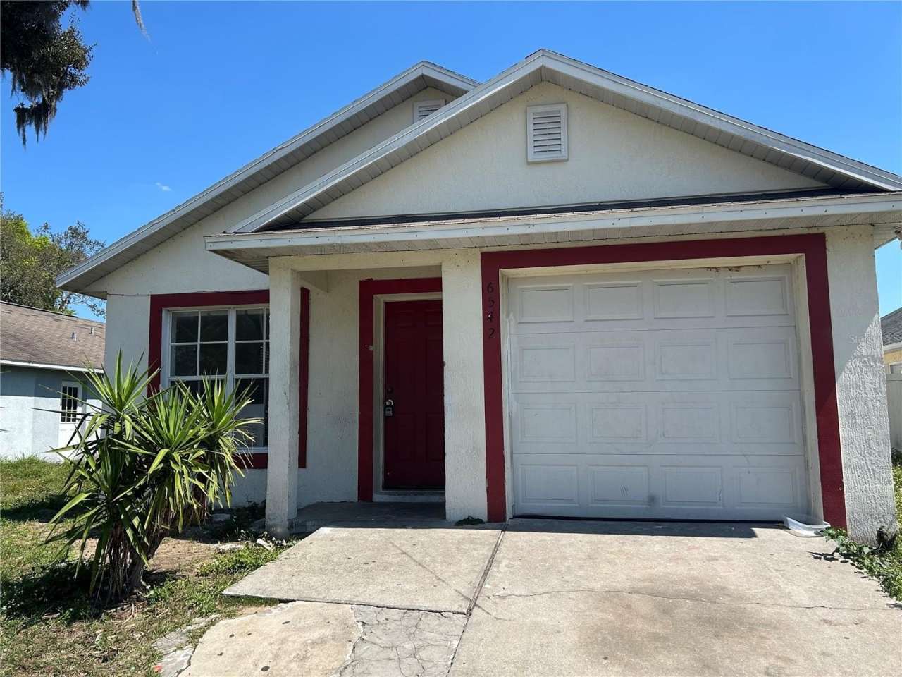 6542 REDWOOD OAKS DRIVE