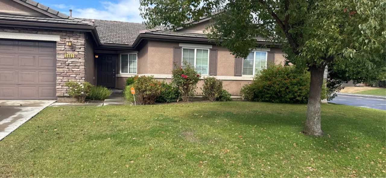 5802 Ashintully Avenue