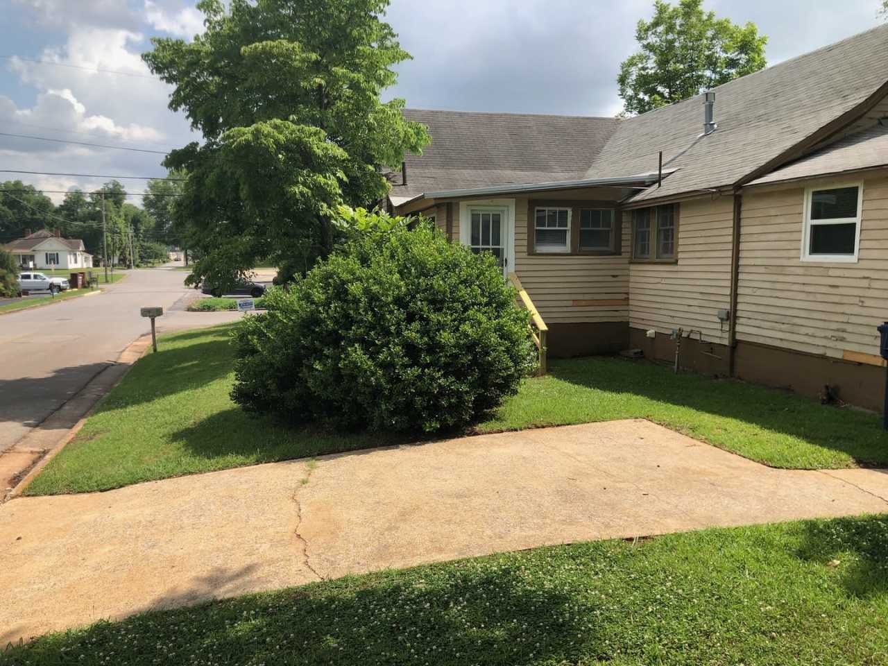 324 Hale Street, Oxford **MOVE IN SPECIAL**