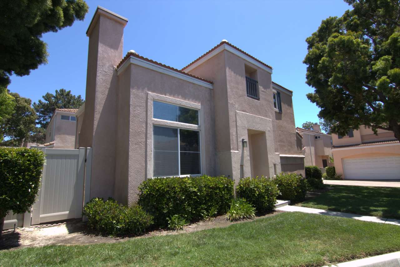 842 Caminito Estrella