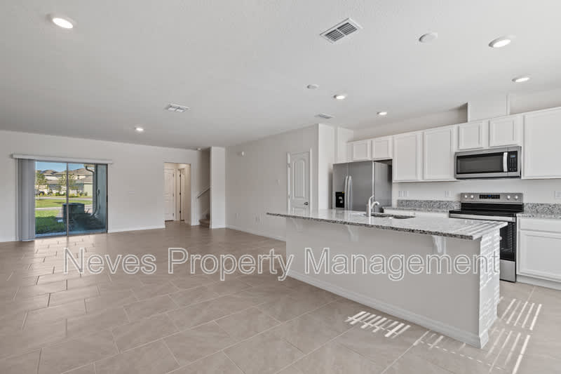 17081 Water Spring Blvd
