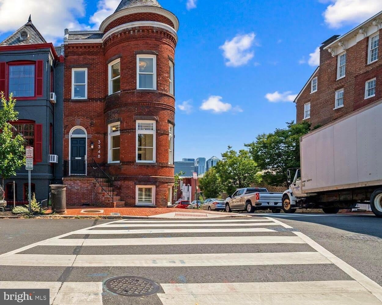 3348 PROSPECT Street NW unit: 5