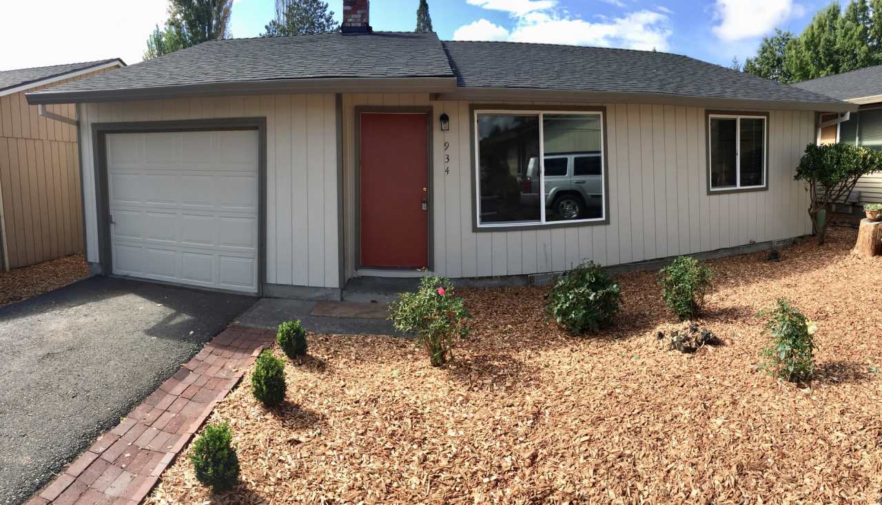 Newly Remodeled 3 Bedroom Ranch Style Home