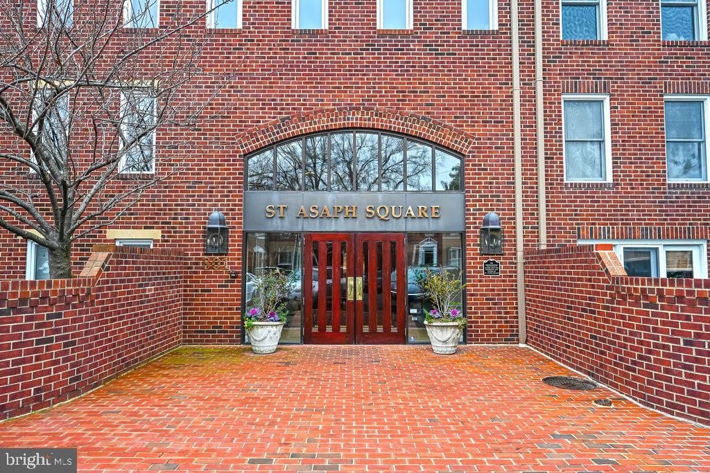 801 S PITT Street unit: 332