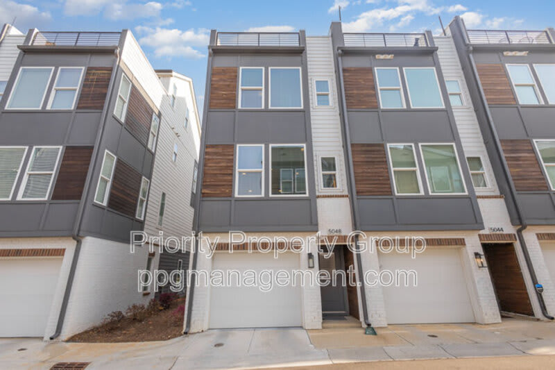 5048 York Park Lane - 1