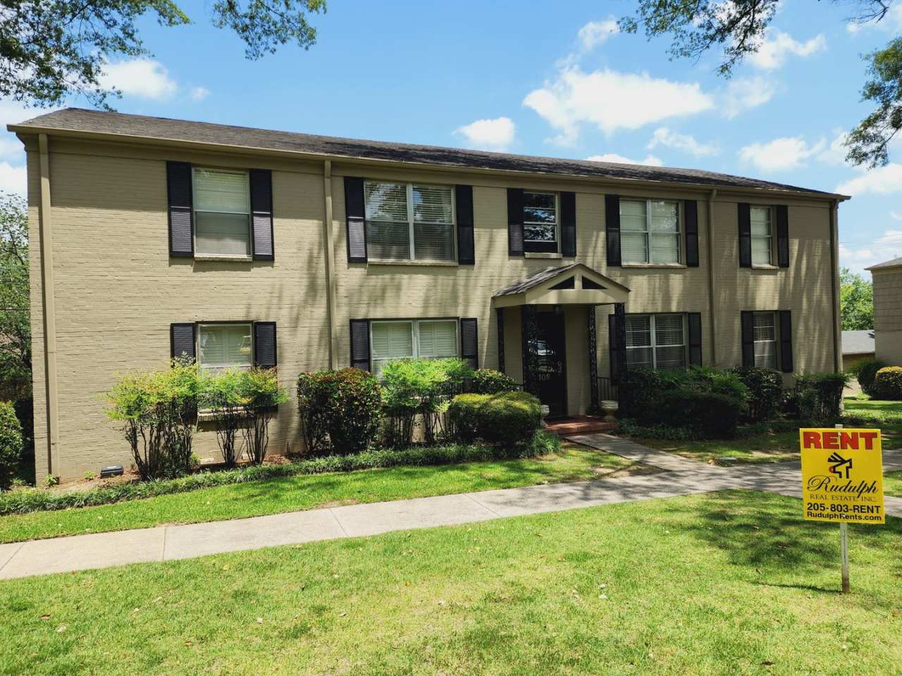 109 B Memory Court, Mountain Brook, Alabama 35213