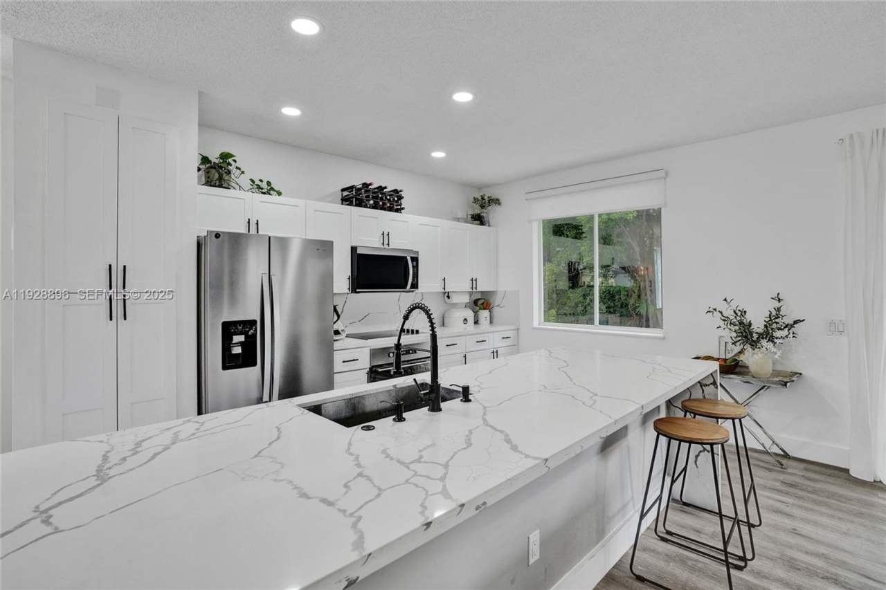 1381 Sago Lane, Weston, FL 33327