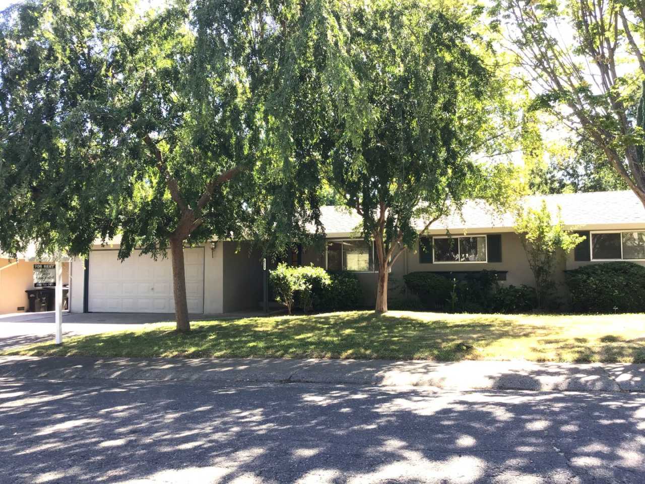 Three bedroom home in Fair Oaks