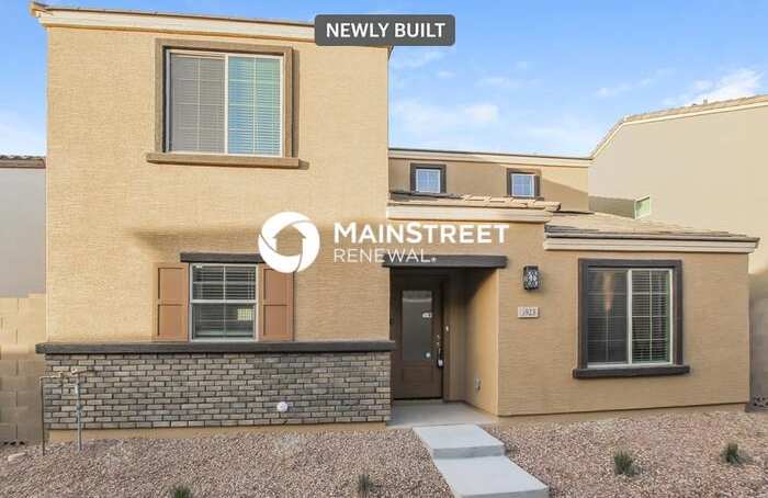 3923 South 82nd Drive