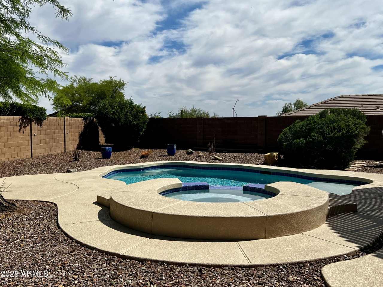 2361 W TURTLE HILL Court