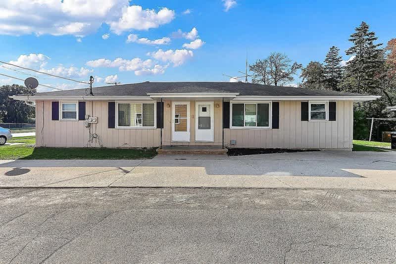 2414/2416 East Newberry Street - 2416